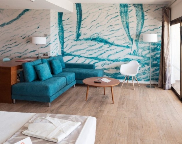 SELECT INTERCONNECTING ROOM